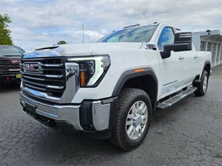 Used 2024 GMC Sierra 3500 SLT image 1