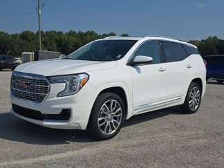 Used 2024 GMC Terrain Denali image 1