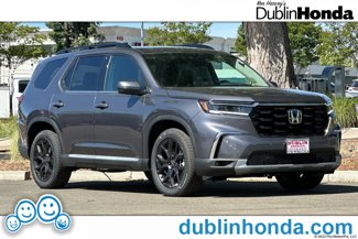 New 2025 Honda Pilot Touring image 1