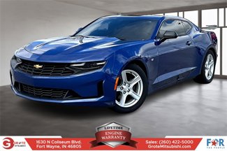 Used 2020 Chevrolet Camaro LT image 1