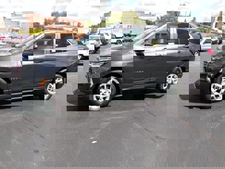 Used 2022 Chevrolet Equinox LT image 1