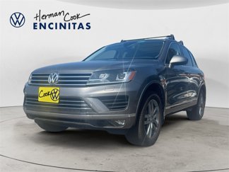 Used 2016 Volkswagen Touareg VR6 image 1