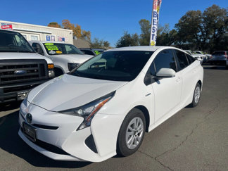 Used 2017 Toyota Prius Two image 1