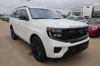 New 2025 Ford Expedition Platinum image 1