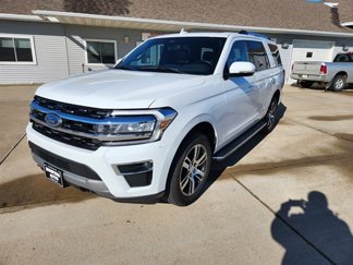 Used 2022 Ford Expedition Limited image 1