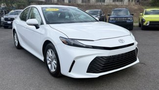 Used 2025 Toyota Camry LE image 1