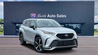 Used 2022 Toyota Highlander XSE image 1