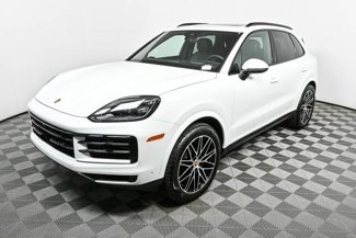 Used 2025 Porsche Cayenne image 1
