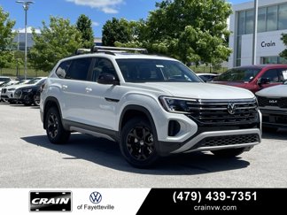 New 2025 Volkswagen Atlas Peak Edition SE image 1