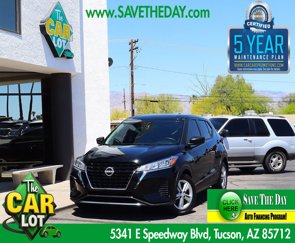 Used 2024 Nissan Kicks S image 1