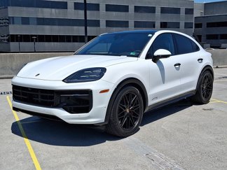 Used 2025 Porsche Cayenne GTS image 1