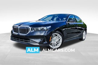 Used 2025 BMW 530i w/ Premium Package image 1