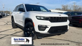 New 2025 Jeep Grand Cherokee Limited w/ Black Appearance Package image 1
