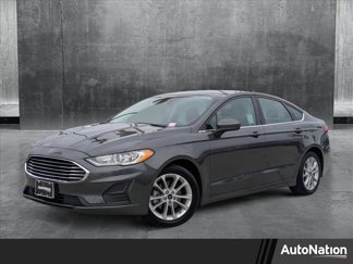 Used 2020 Ford Fusion SE image 1