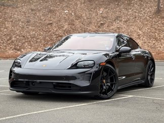 Used 2024 Porsche Taycan GTS image 1