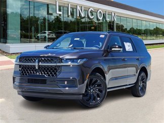New 2025 Lincoln Navigator Reserve w/ Jet Appearance Package image 1