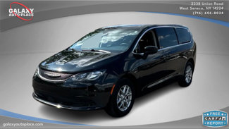 Used 2023 Chrysler Voyager LX image 1