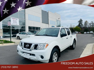 Used 2017 Nissan Frontier SV image 1