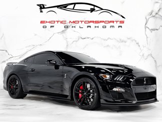Used 2022 Ford Mustang Shelby GT500 w/ Technology Package image 1