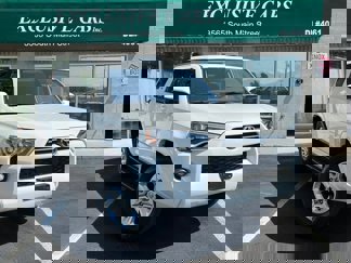 Used 2024 Toyota 4Runner SR5 image 1