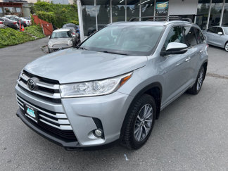 Used 2017 Toyota Highlander XLE image 1