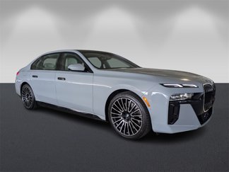 New 2026 BMW 750e xDrive w/ Premium Package image 1