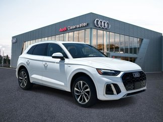Used 2022 Audi Q5 2.0T Premium w/ Convenience Package image 1