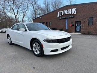 Used 2022 Dodge Charger SXT image 1