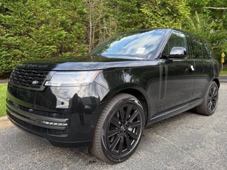 New 2025 Land Rover Range Rover SE image 1