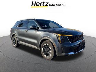Used 2024 Kia Sorento S image 1