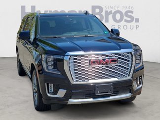 Used 2022 GMC Yukon XL Denali image 1