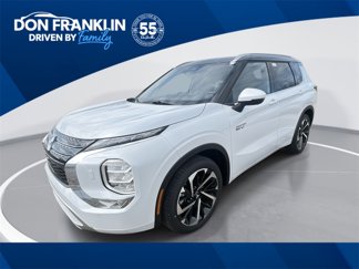 New 2025 Mitsubishi Outlander SEL image 1