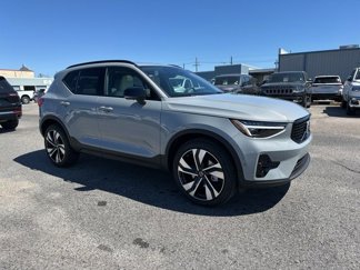 New 2025 Volvo XC40 B5 Ultra image 1