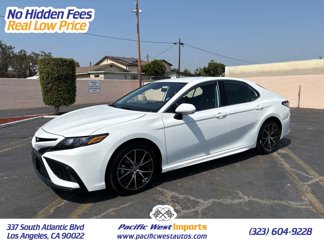 Used 2023 Toyota Camry SE image 1