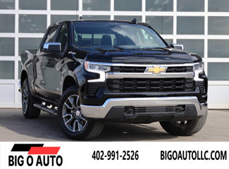 Used 2025 Chevrolet Silverado 1500 LT w/ Convenience Package II image 1