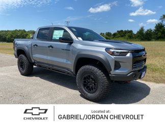 New 2025 Chevrolet Colorado ZR2 w/ ZR2 Bison Edition image 1