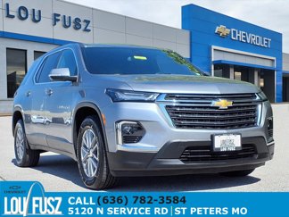 Used 2023 Chevrolet Traverse LT image 1