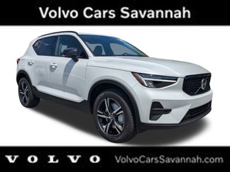 New 2026 Volvo XC40 B4 Core w/ Climate Package image 1