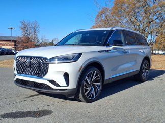 New 2025 Lincoln Aviator Reserve w/ Equipment Group 201A image 1