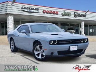 Used 2022 Dodge Challenger SXT w/ Cold Weather Group image 1