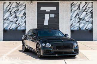 Used 2024 Bentley Flying Spur W12 image 1