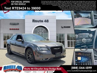 Used 2016 Chrysler 300 S image 1