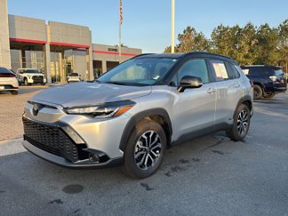 Certified 2024 Toyota Corolla Cross SE image 1