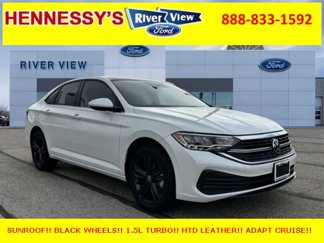 Used 2022 Volkswagen Jetta SE w/ Panoramic Sunroof Package image 1
