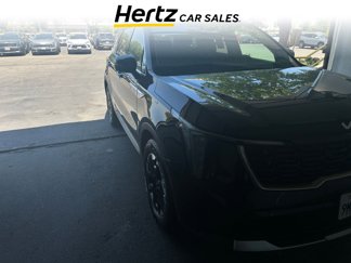 Used 2024 Kia Sorento S image 1