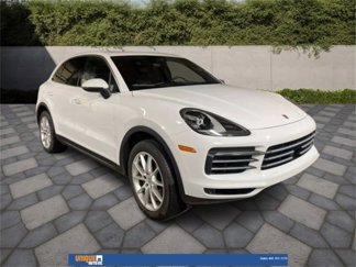 Used 2020 Porsche Cayenne image 1