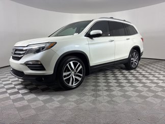 Used 2017 Honda Pilot Elite image 1