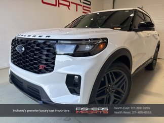 Used 2025 Ford Explorer ST image 1