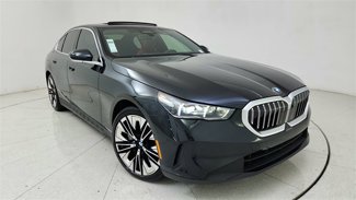 Used 2025 BMW 540i xDrive image 1