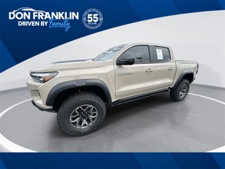 Used 2024 Chevrolet Colorado ZR2 w/ Technology Package image 1